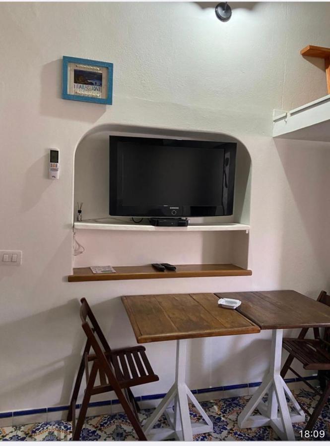 Casa Isabella Loc Turist Br Apartment Липари Екстериор снимка