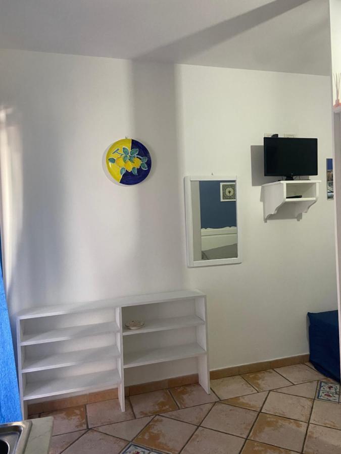 Casa Isabella Loc Turist Br Apartment Липари Екстериор снимка