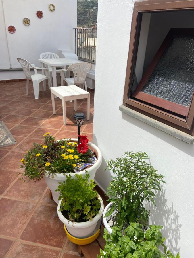 Casa Isabella Loc Turist Br Apartment Липари Екстериор снимка