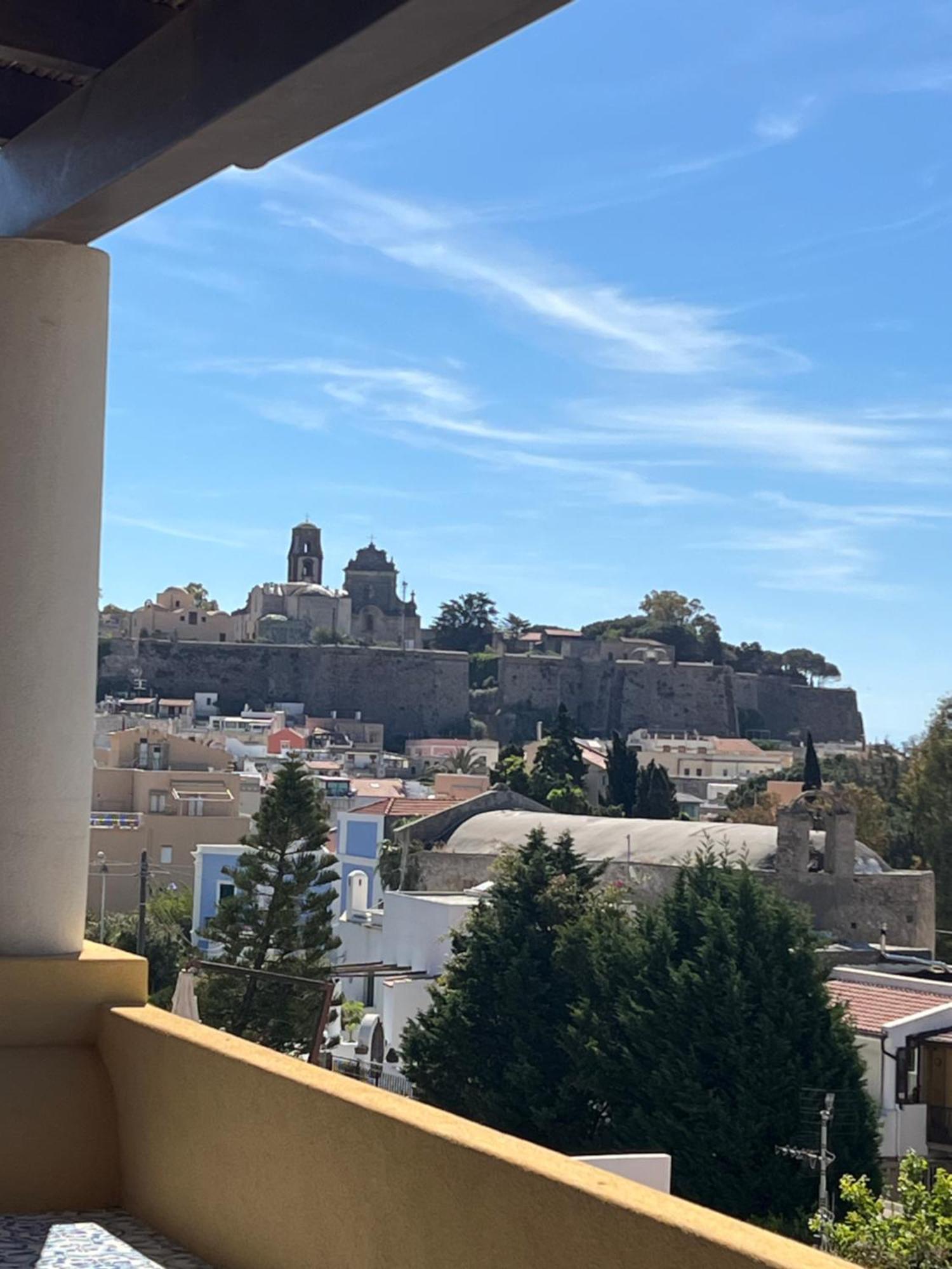 Casa Isabella Loc Turist Br Apartment Липари Екстериор снимка