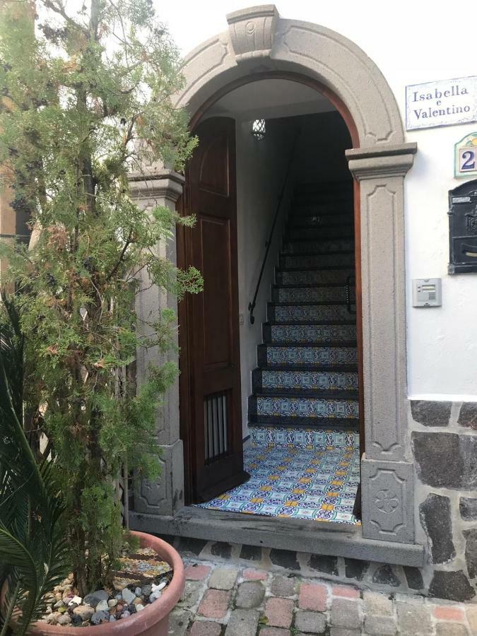 Casa Isabella Loc Turist Br Apartment Липари Екстериор снимка